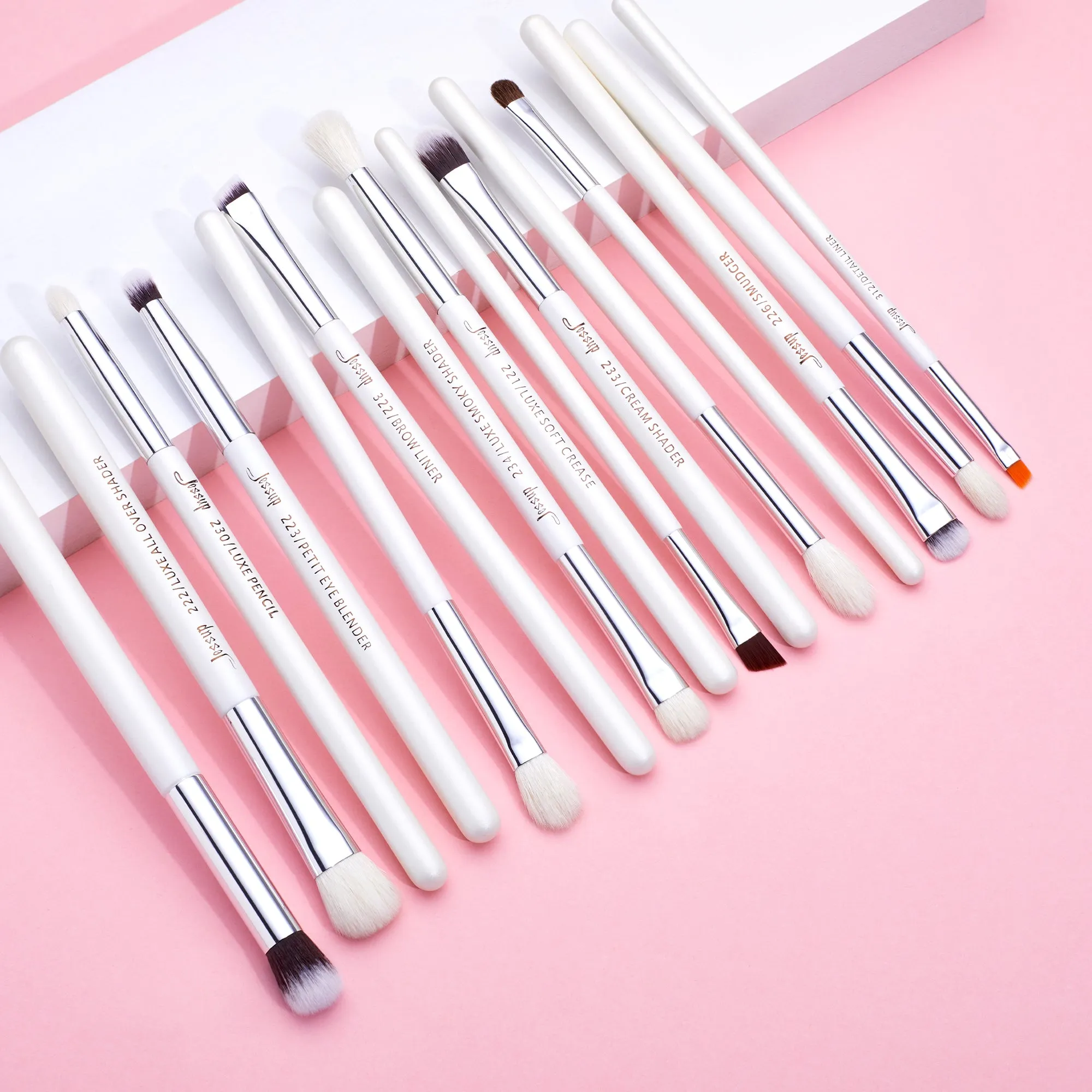 Individual Eye Brushes 15Pcs T237
