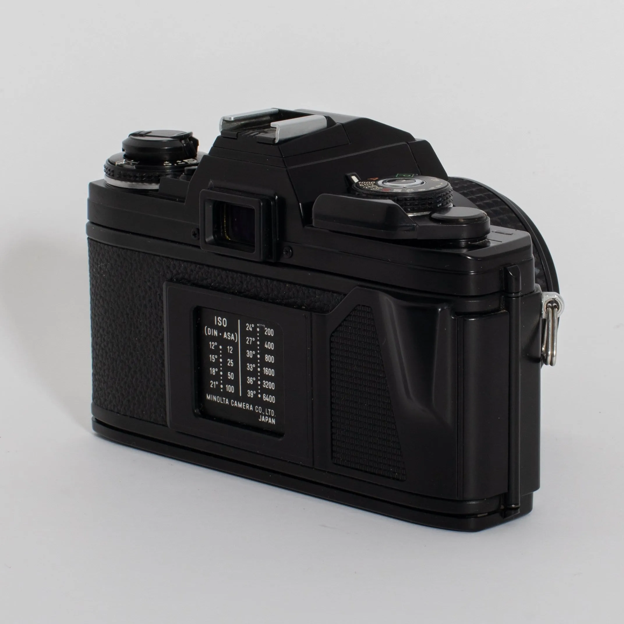 Minolta X-700 with 50mm f/1.7 Lens and Flash