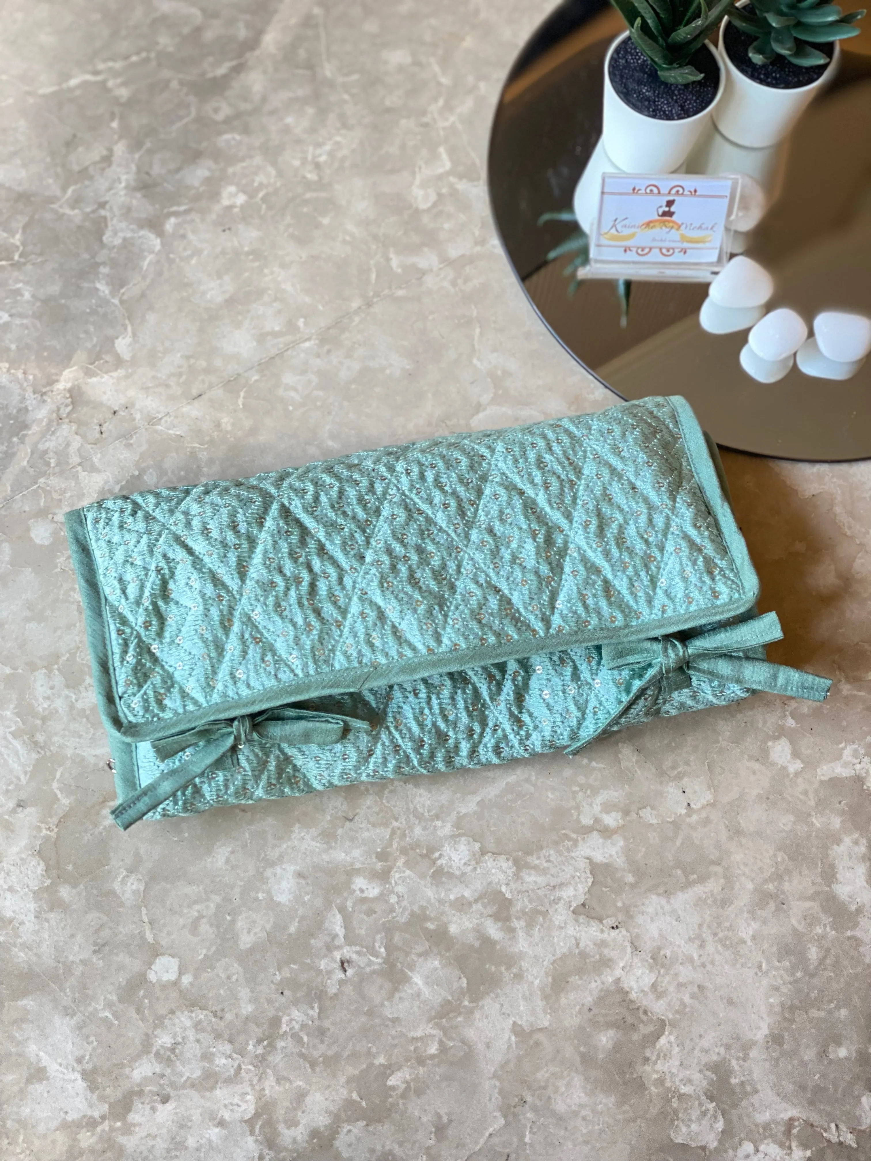 Oliver Slim Pouch