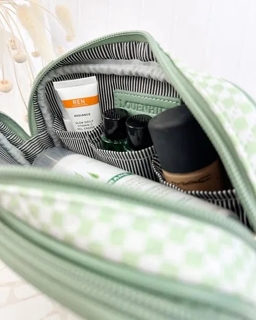 ROSIE CHEVRON MAKEUP CASE SEAFOAM