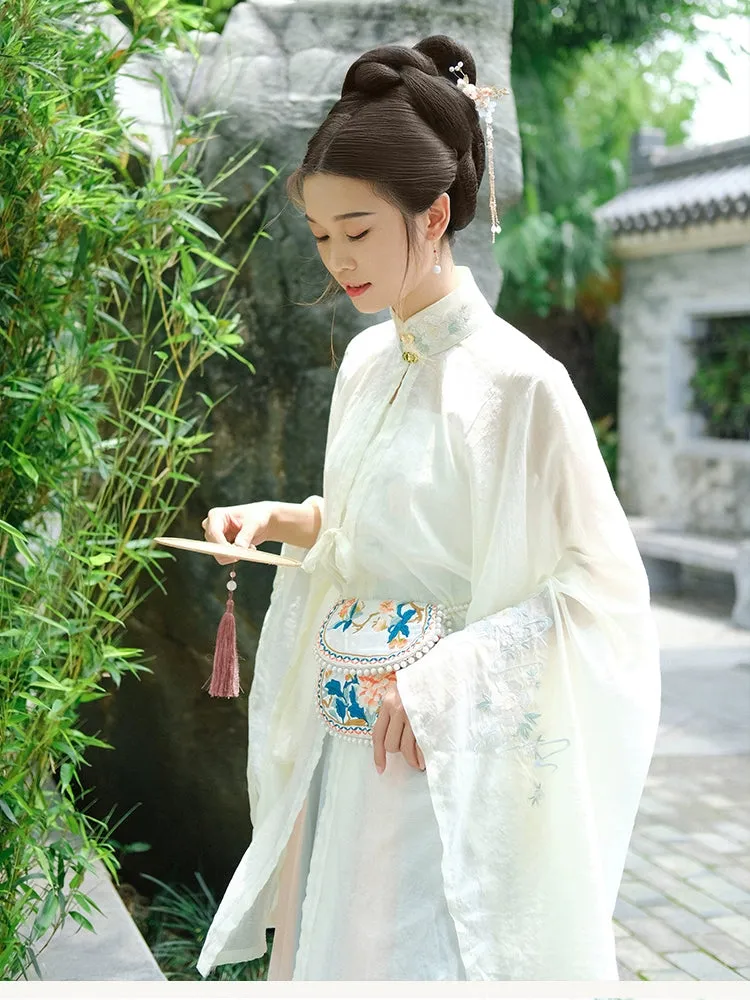 Zhongxia 仲夏 Midsummer Embroidered Purse